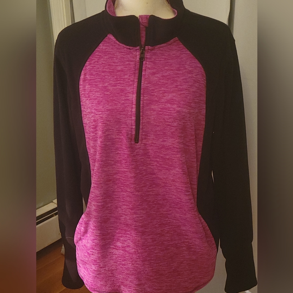 St. John's Bay Active XL Quarter Zip Pullover!